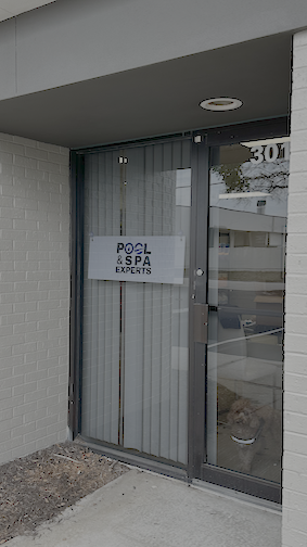 Pool & Spa Experts store signage