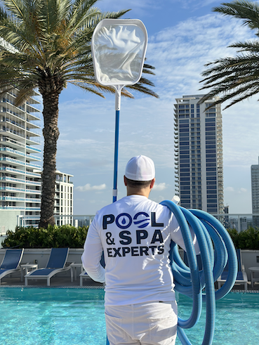 Pool & Spa Experts technician at work